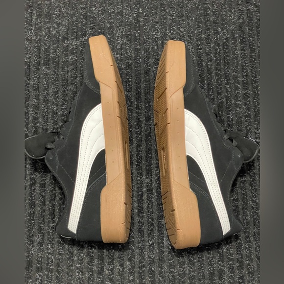 Puma Caracal Size 10 (9.5/10 condition) - Picture 4 of 9